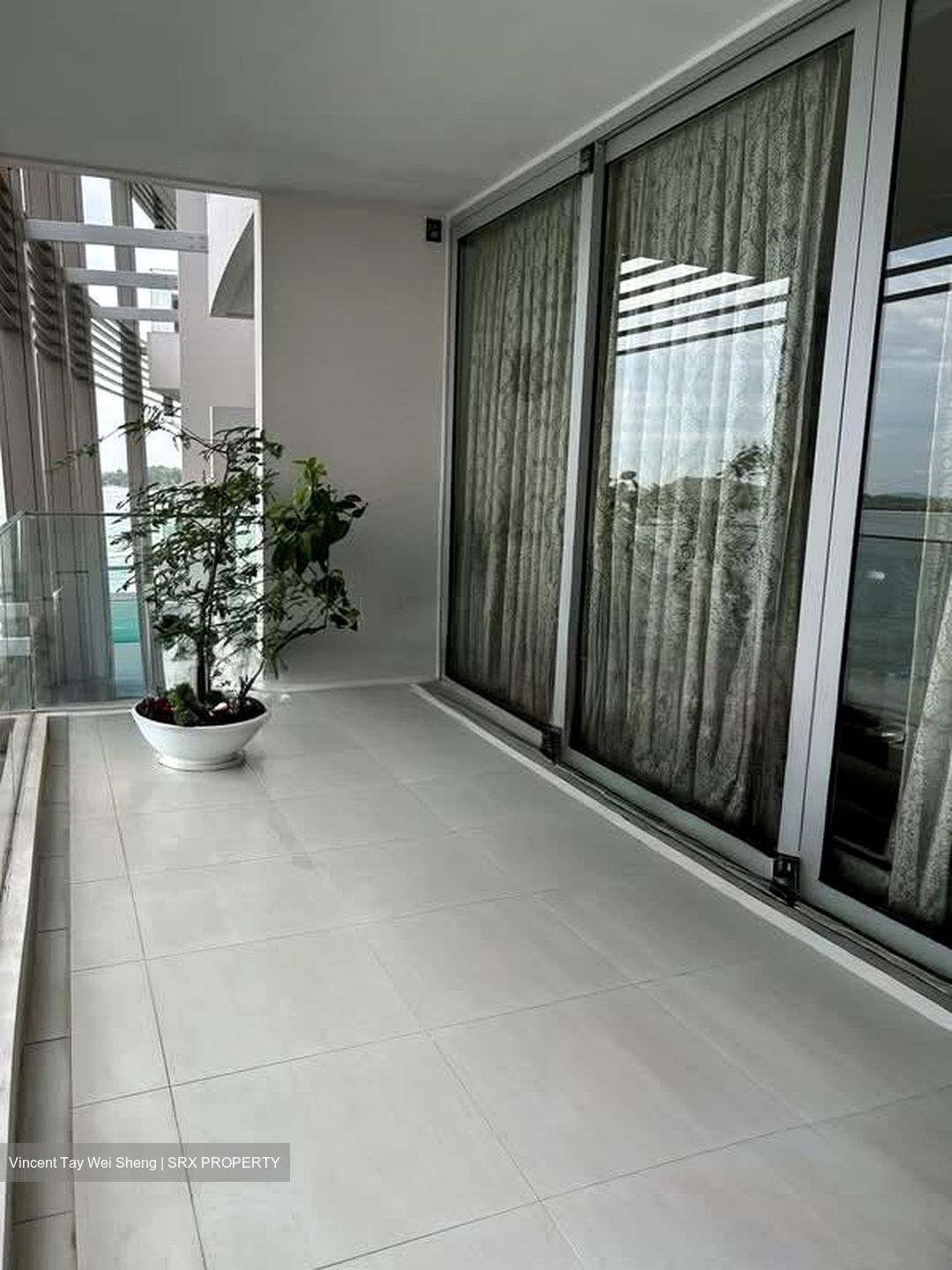 The Oceanfront @ Sentosa Cove (D4), Condominium #567585891